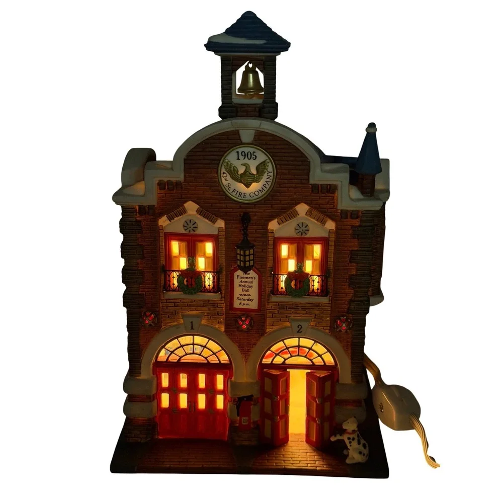 Dept 56 Christmas in the City 42nd St Fire‎ Company 56.58914 Light House Retired